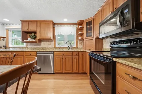 35 Nashua Road Pelham NH 03076