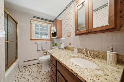 35 Nashua Road Pelham NH 03076