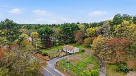 35 Nashua Road Pelham NH 03076