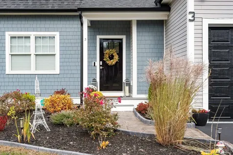 3 Kibrel Court Sandown NH 03873