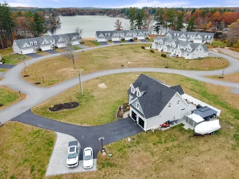 3 Kibrel Court Sandown NH 03873