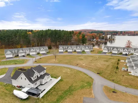 3 Kibrel Court Sandown NH 03873