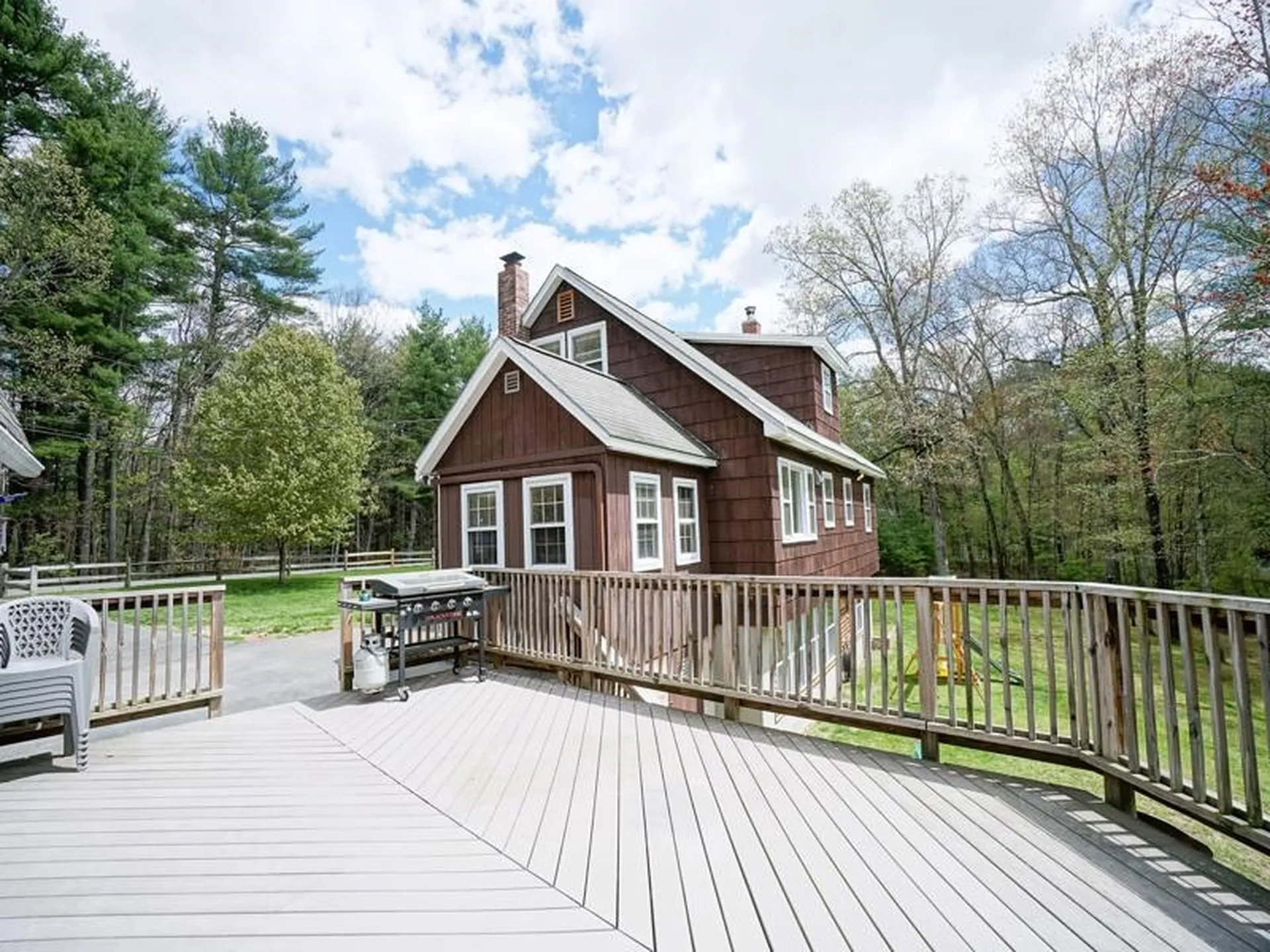 106 Page Road Litchfield NH 03052