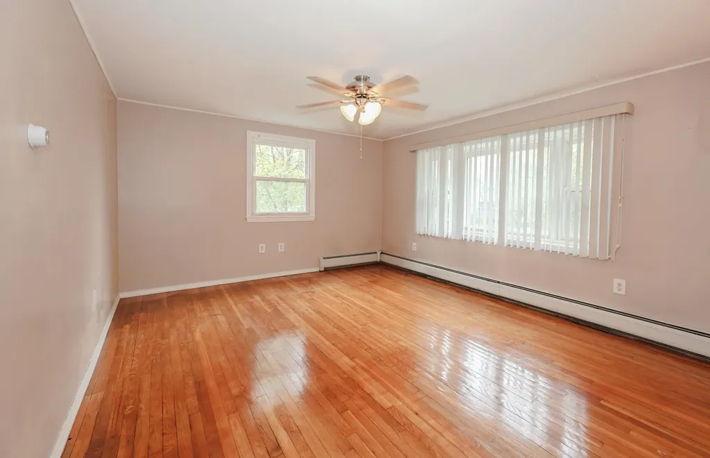 15 Raymond Drive Merrimack NH 03054