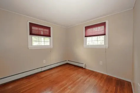 15 Raymond Drive Merrimack NH 03054