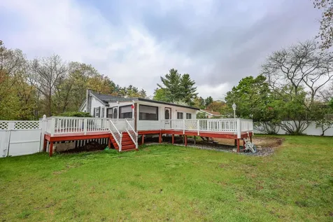 15 Raymond Drive Merrimack NH 03054