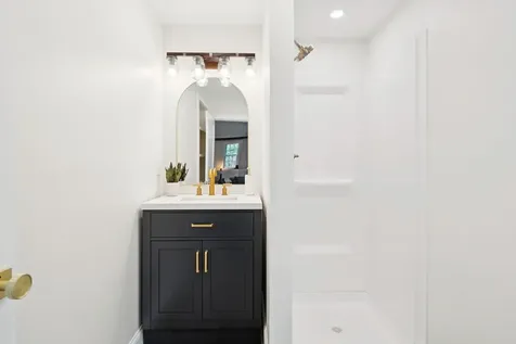 78 Center Hill Road Epsom NH 03234