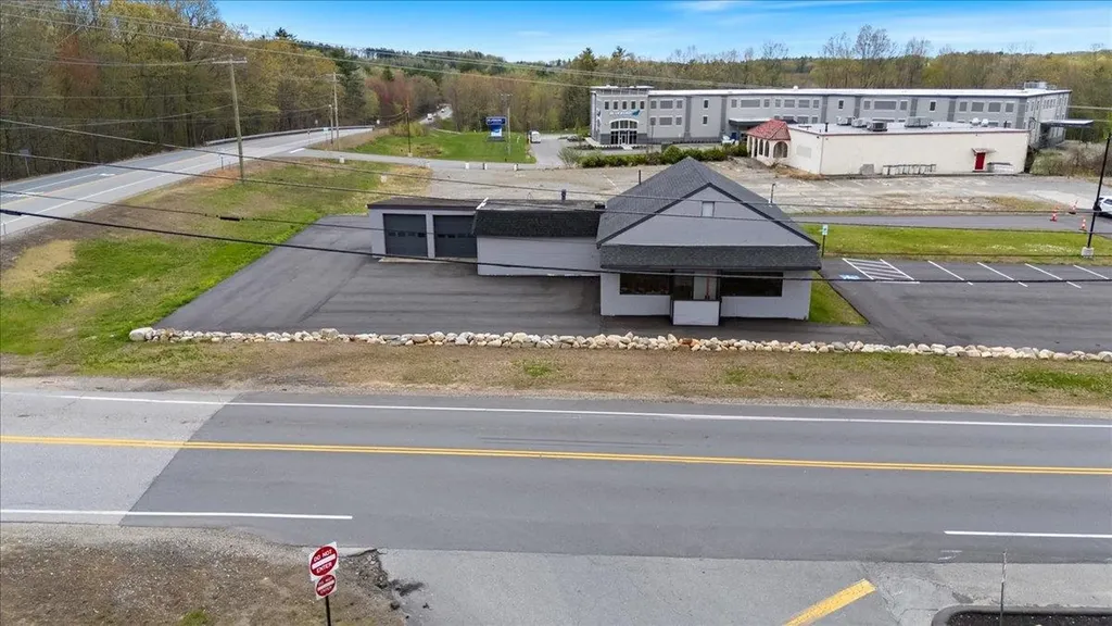 415 Emerson Avenue Hampstead NH 03841