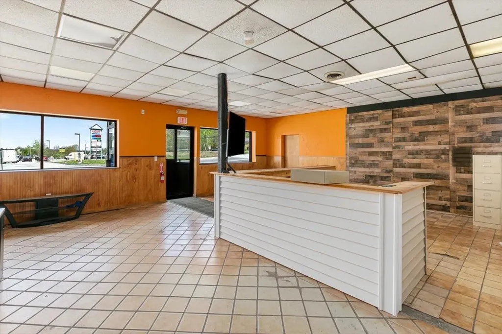 415 Emerson Avenue Hampstead NH 03841