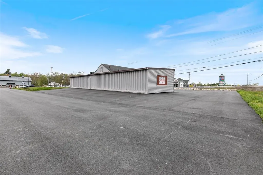 415 Emerson Avenue Hampstead NH 03841