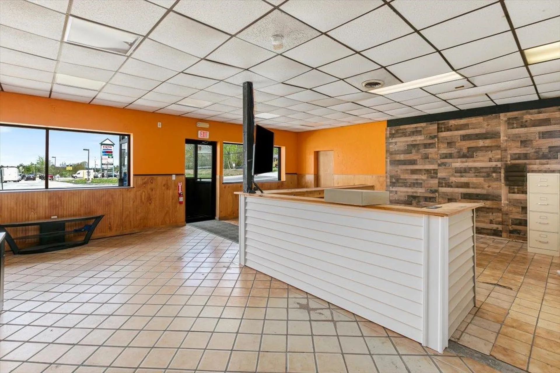 415 Emerson Avenue Hampstead NH 03841
