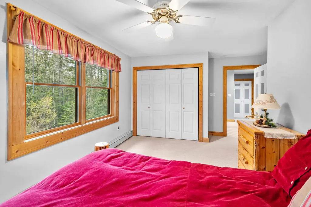 4880 Pikes Falls Road Jamaica VT 05343