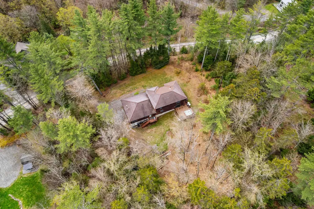 4880 Pikes Falls Road Jamaica VT 05343