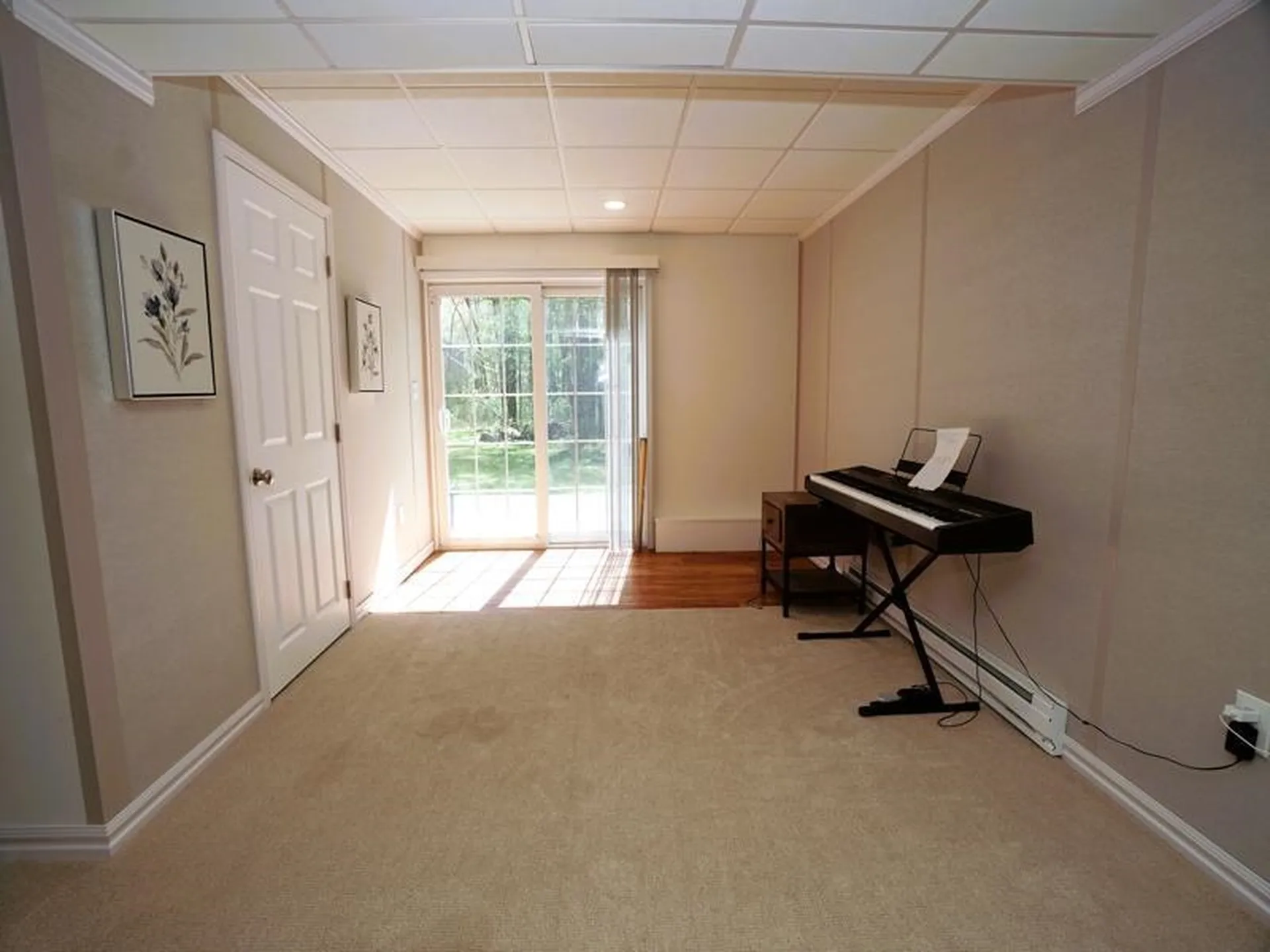 15 Goldfinch Drive Pelham NH 03076