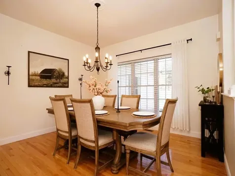 15 Goldfinch Drive Pelham NH 03076