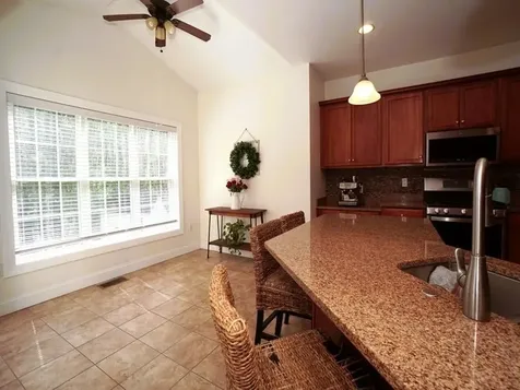 15 Goldfinch Drive Pelham NH 03076