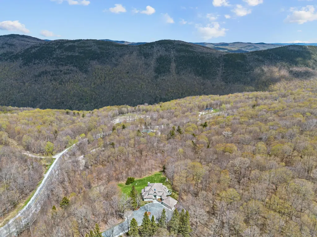 109 Mountainside Drive Killington VT 05751