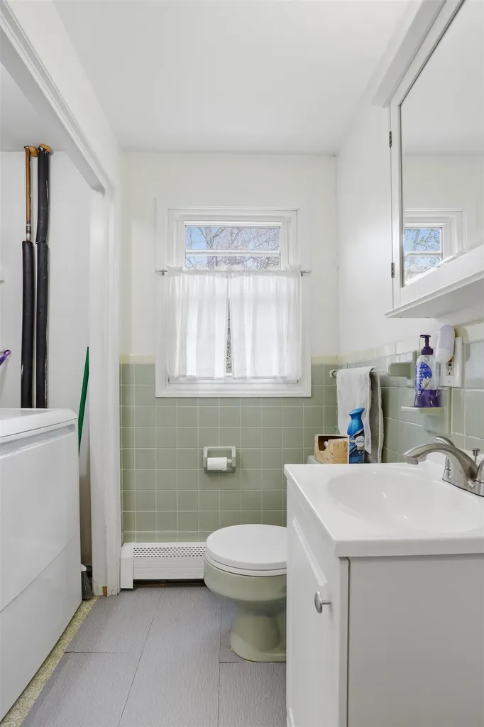 2 Griffith Drive Durham NH 03824