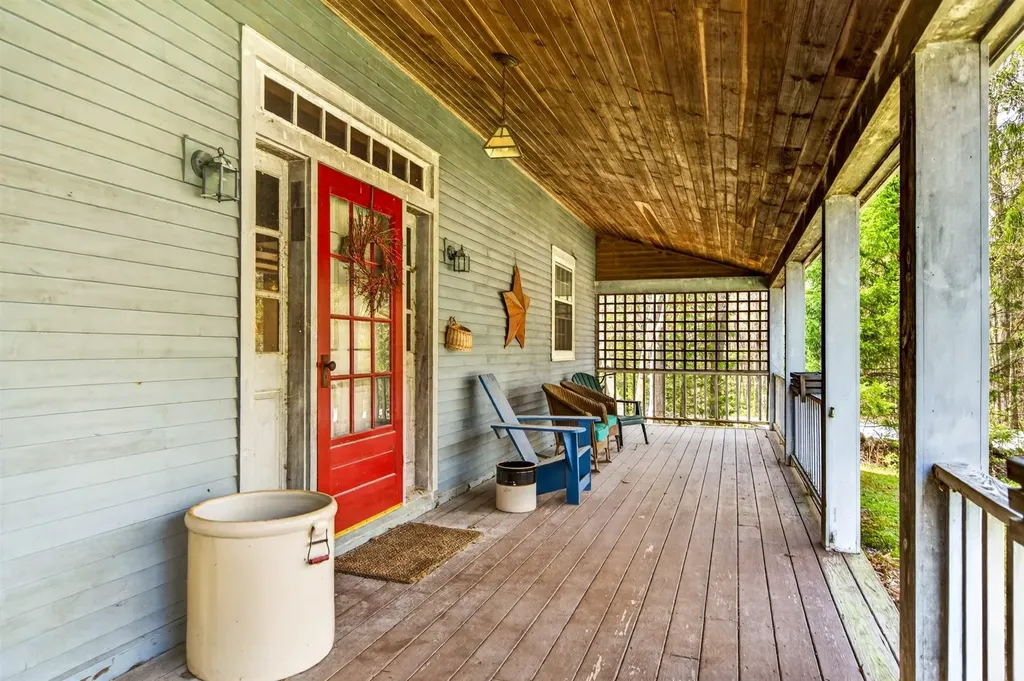 848 Mad Tom Road Dorset VT 05253