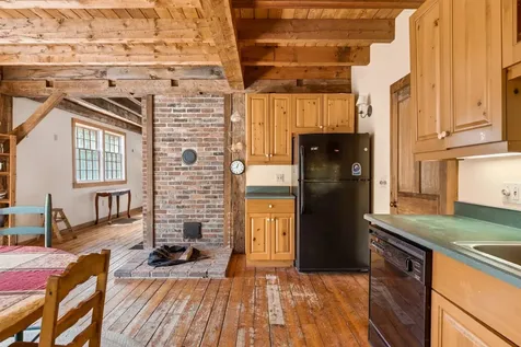 848 Mad Tom Road Dorset VT 05253