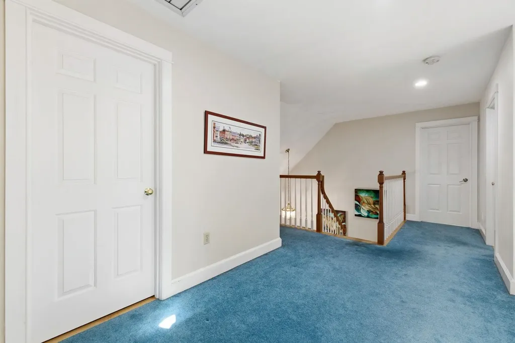 22 New Road North Hampton NH 03862