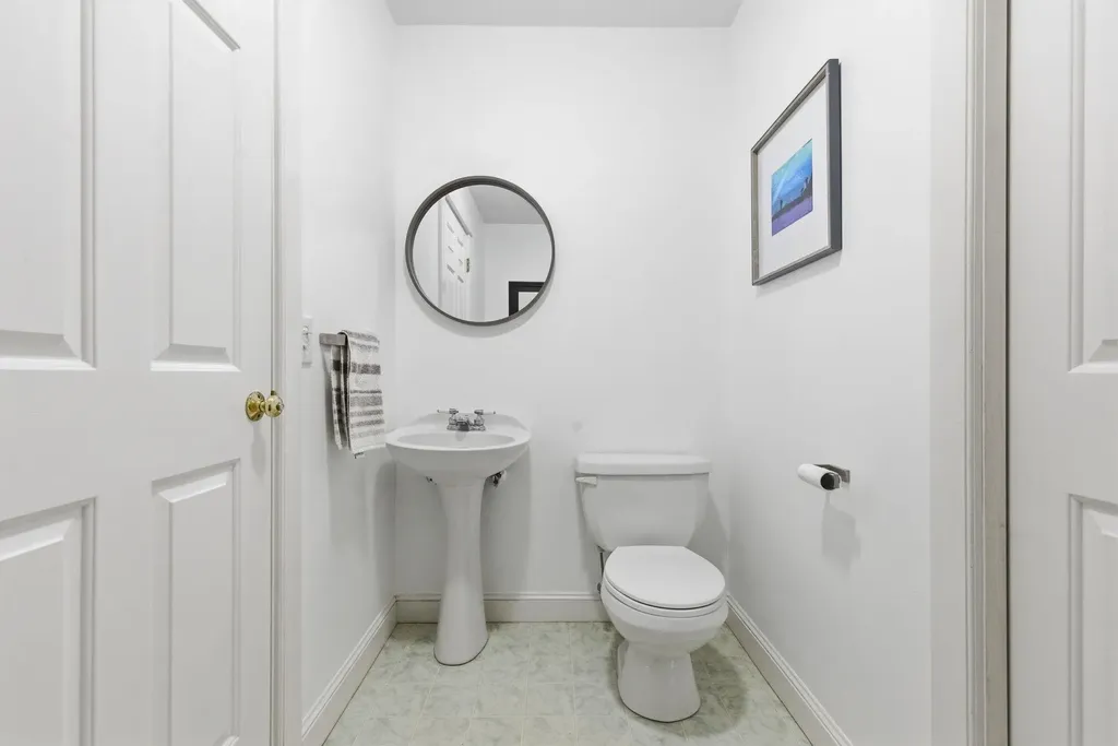 22 New Road North Hampton NH 03862