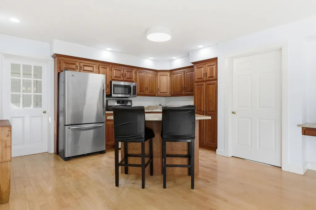 22 New Road North Hampton NH 03862