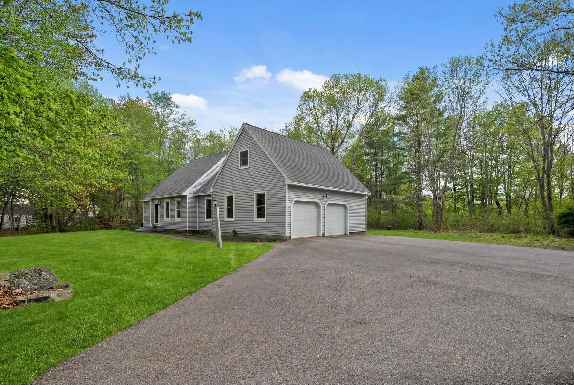 22 New Road North Hampton NH 03862