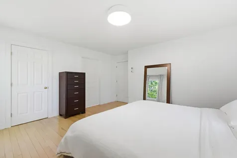22 New Road North Hampton NH 03862