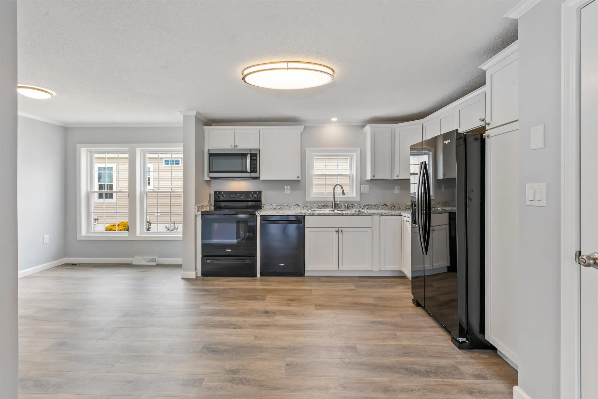319 Salmon Avenue Portsmouth NH 03801