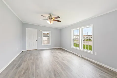 319 Salmon Avenue Portsmouth NH 03801