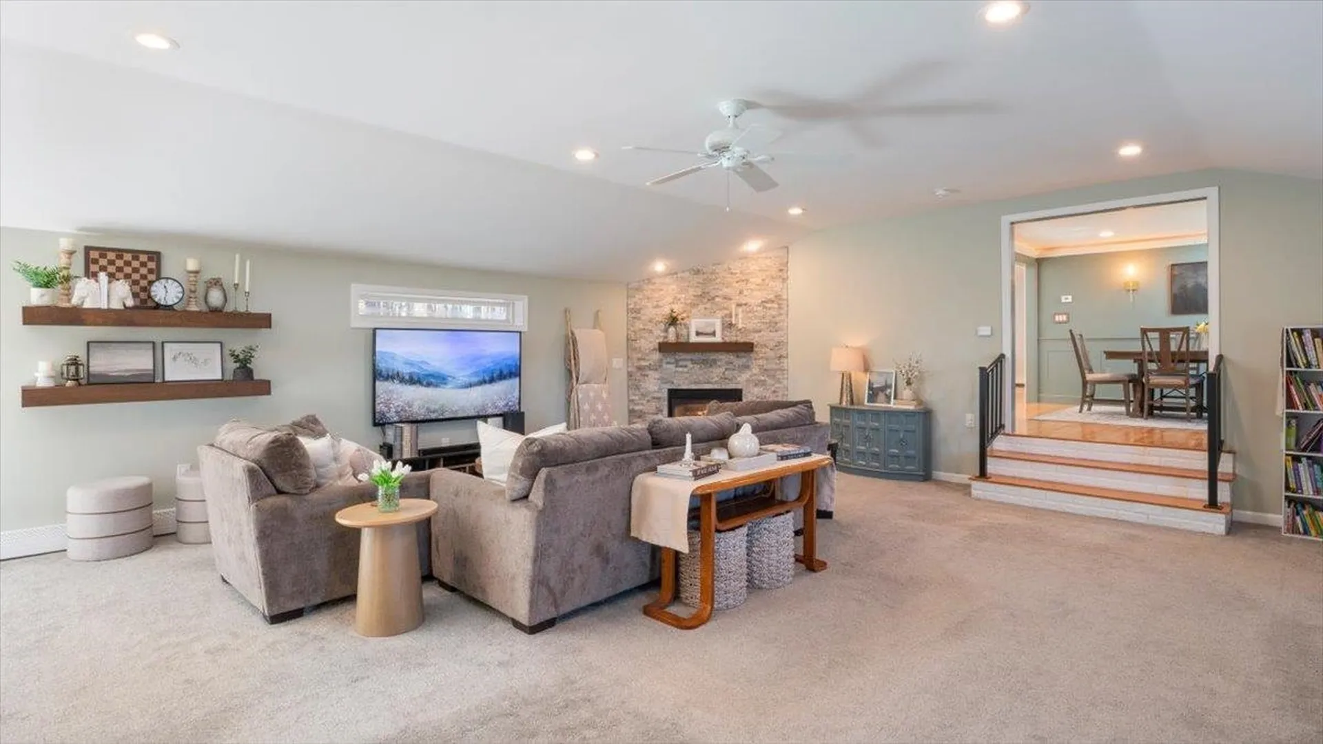 4 Wallace Drive Merrimack NH 03054
