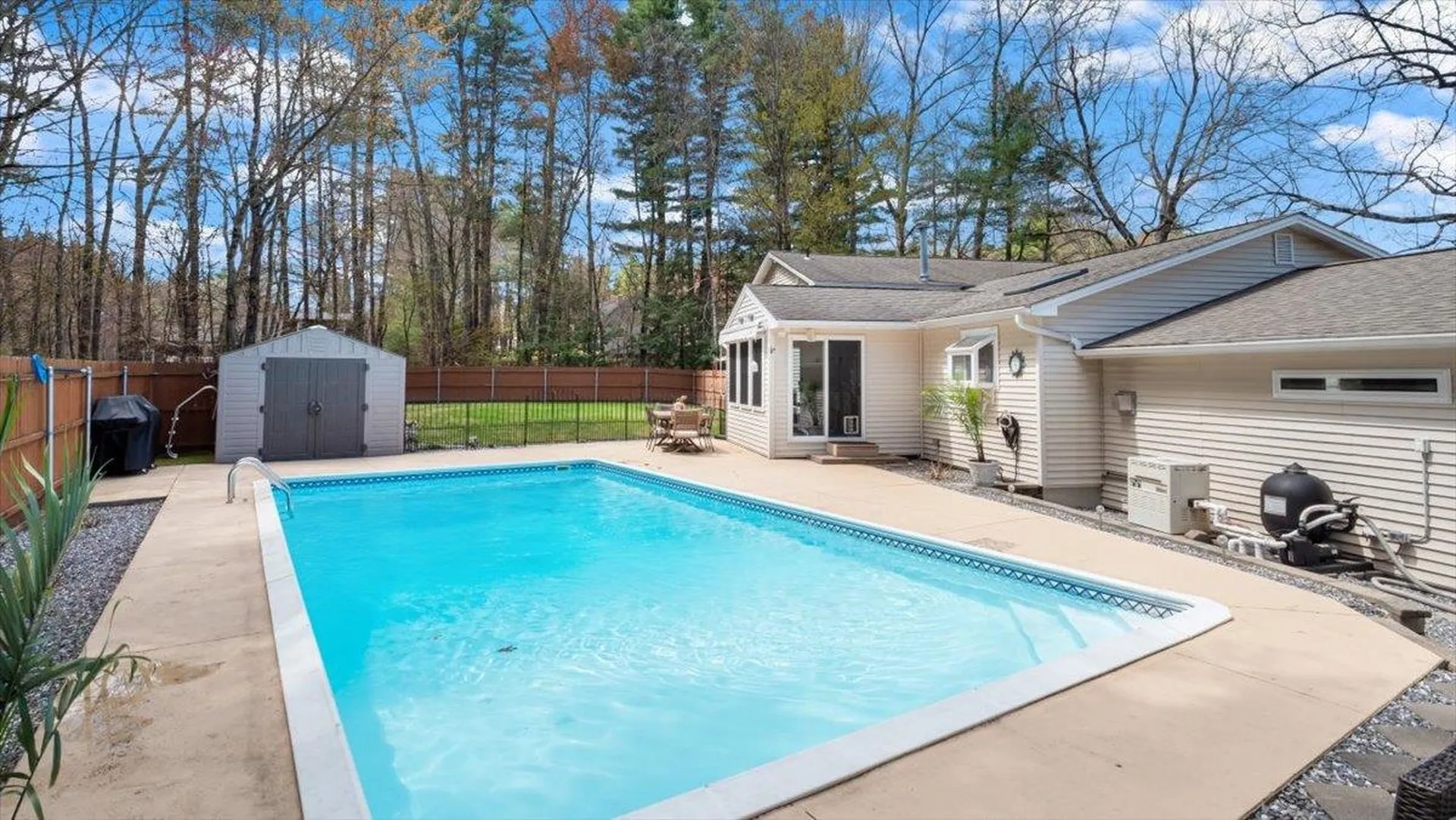 4 Wallace Drive Merrimack NH 03054