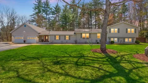 4 Wallace Drive Merrimack NH 03054