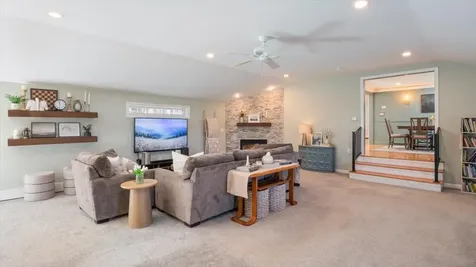 4 Wallace Drive Merrimack NH 03054