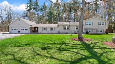 4 Wallace Drive Merrimack NH 03054