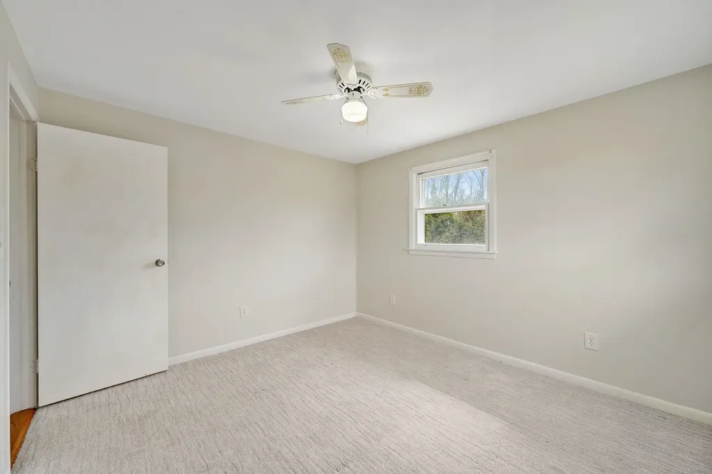 166 Lakeview Drive Shelburne VT 05458