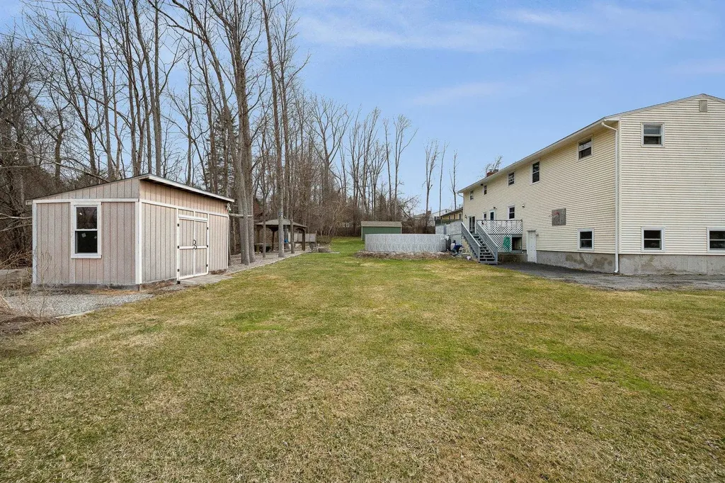 166 Lakeview Drive Shelburne VT 05458