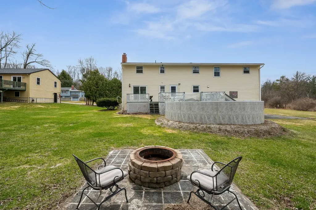 166 Lakeview Drive Shelburne VT 05458