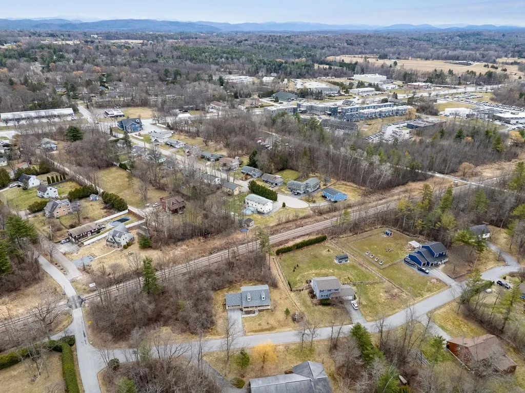 166 Lakeview Drive Shelburne VT 05458