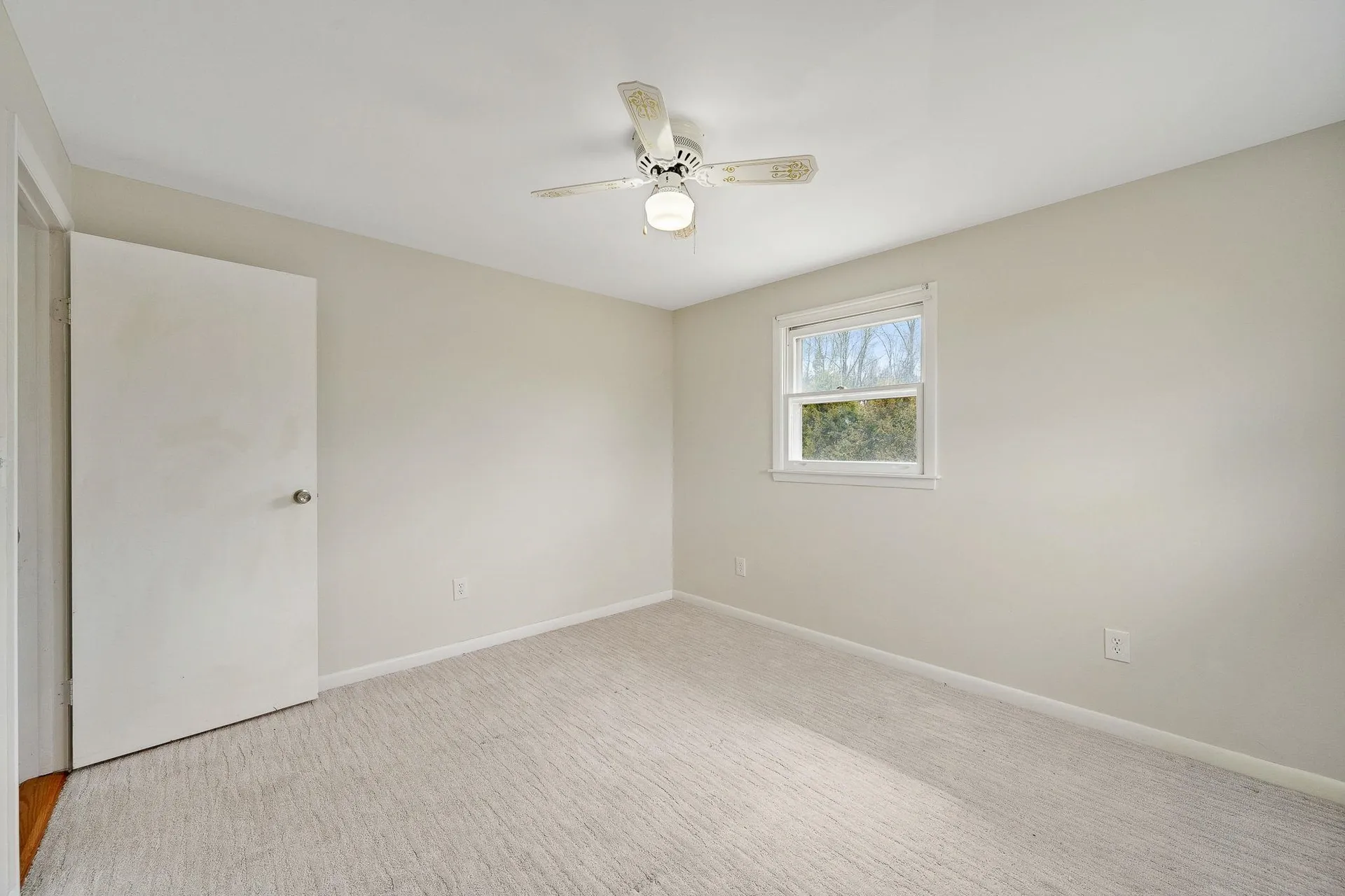 166 Lakeview Drive Shelburne VT 05458