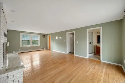 166 Lakeview Drive Shelburne VT 05458