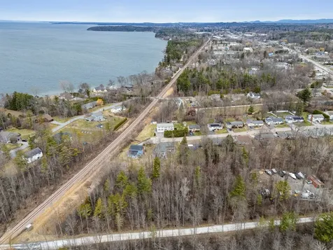 166 Lakeview Drive Shelburne VT 05458