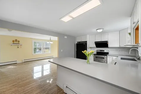 166 Lakeview Drive Shelburne VT 05458