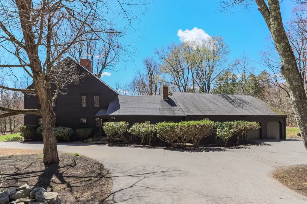 515 Dowboro Road Pittsfield NH 03263