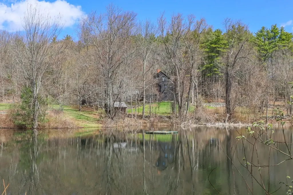515 Dowboro Road Pittsfield NH 03263