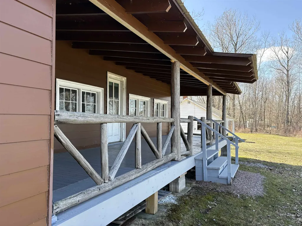 23 Carter Lane South Hero VT 05486