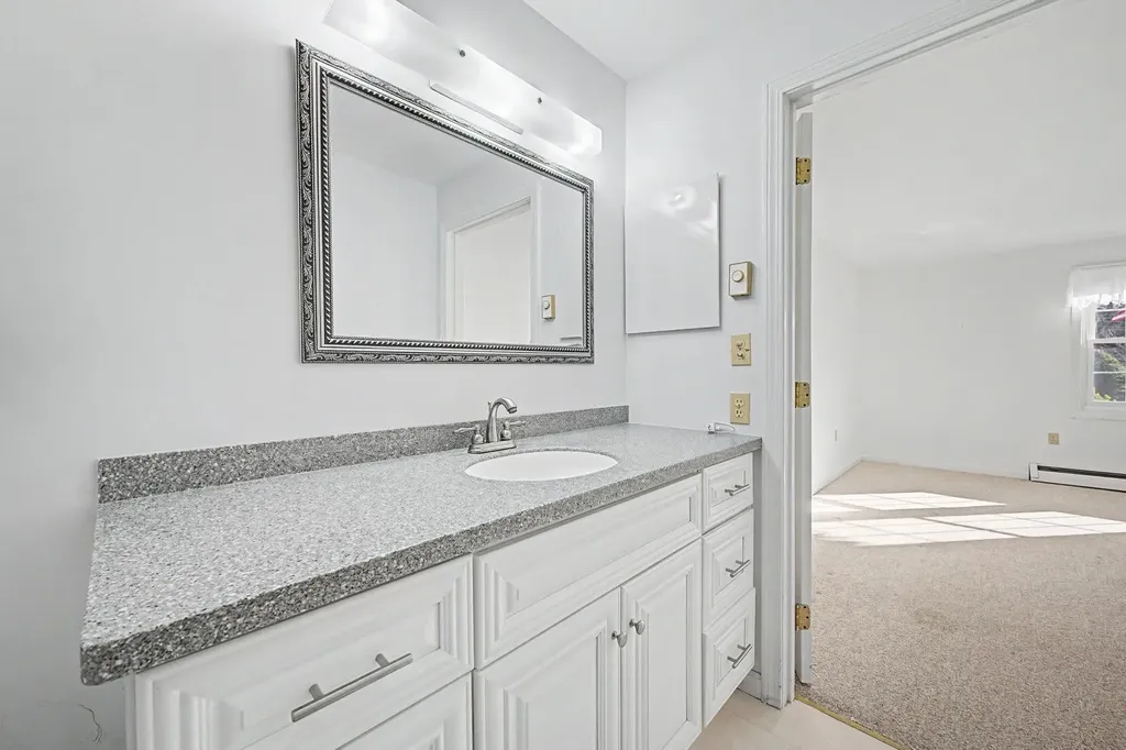 332 Parkside Road New London NH 03257