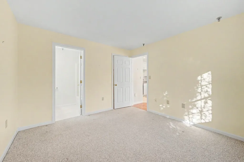 332 Parkside Road New London NH 03257