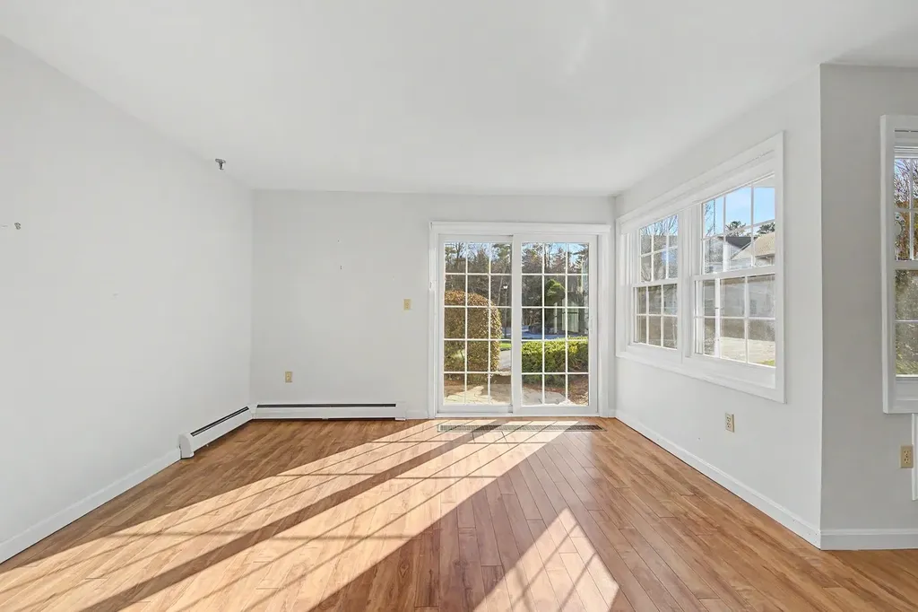 332 Parkside Road New London NH 03257